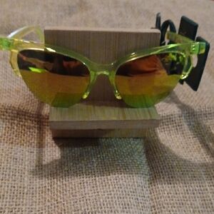 Neon Yellow Cat-Eye Sunglasses